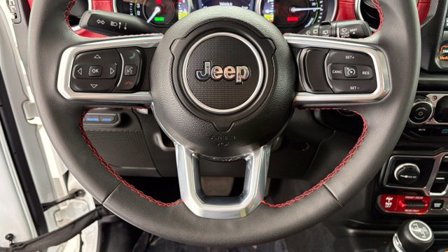 Used 2023 Jeep Wrangler Unlimited Rubicon 4xe AWD/4WD image 33