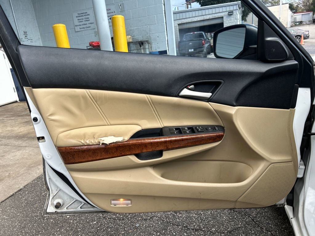 Used 2012 Honda Accord EX-L image 7