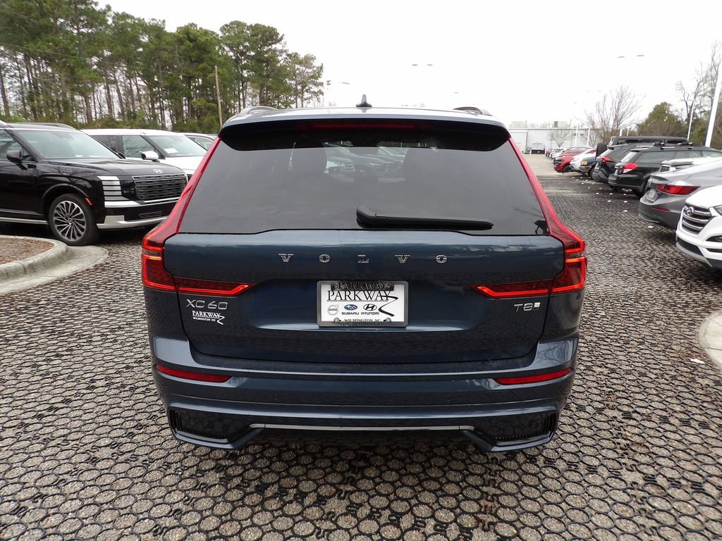 New 2026 Volvo XC60 T8 Core w/ Climate Package image 6
