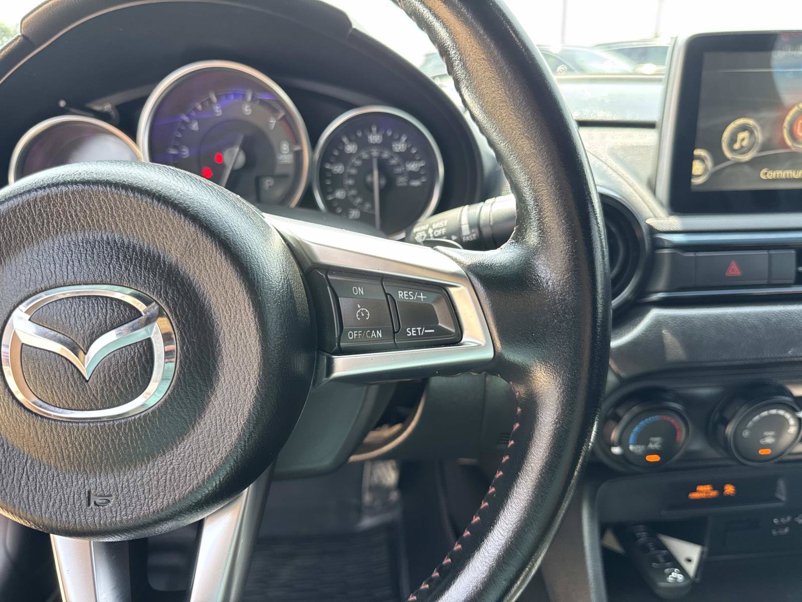 Used 2016 MAZDA MX-5 Miata Club RWD image 22
