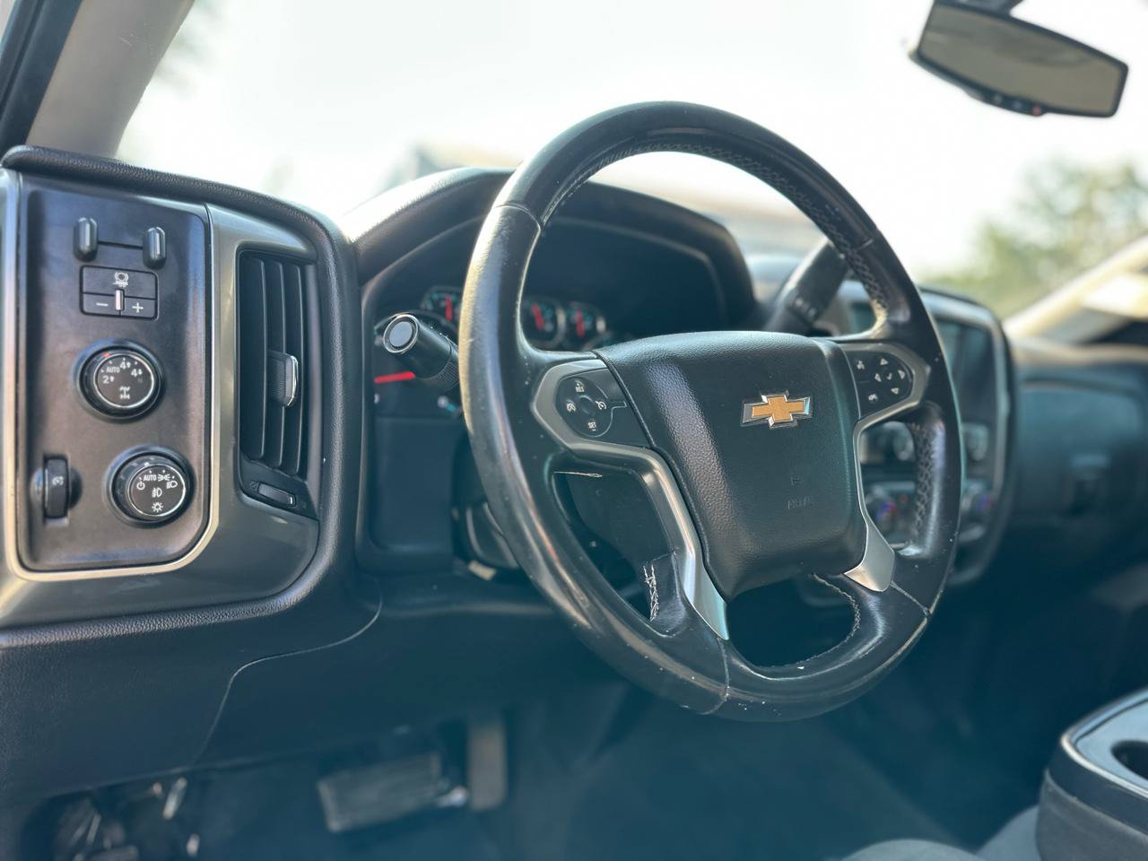 Used 2015 Chevrolet Silverado 1500 LT w/ All Star Edition AWD/4WD image 12