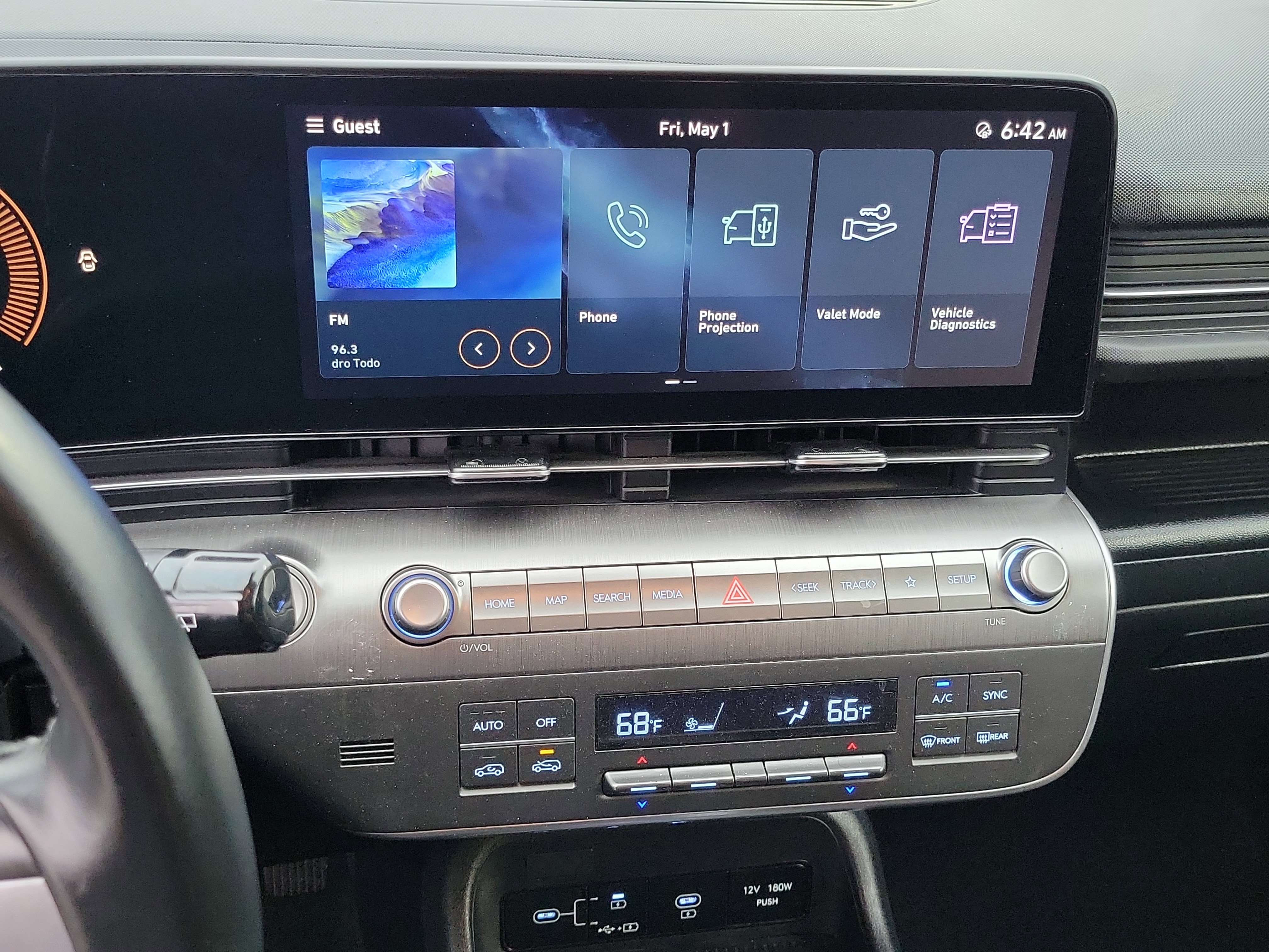 Certified 2024 Hyundai Kona SEL AWD/4WD image 13