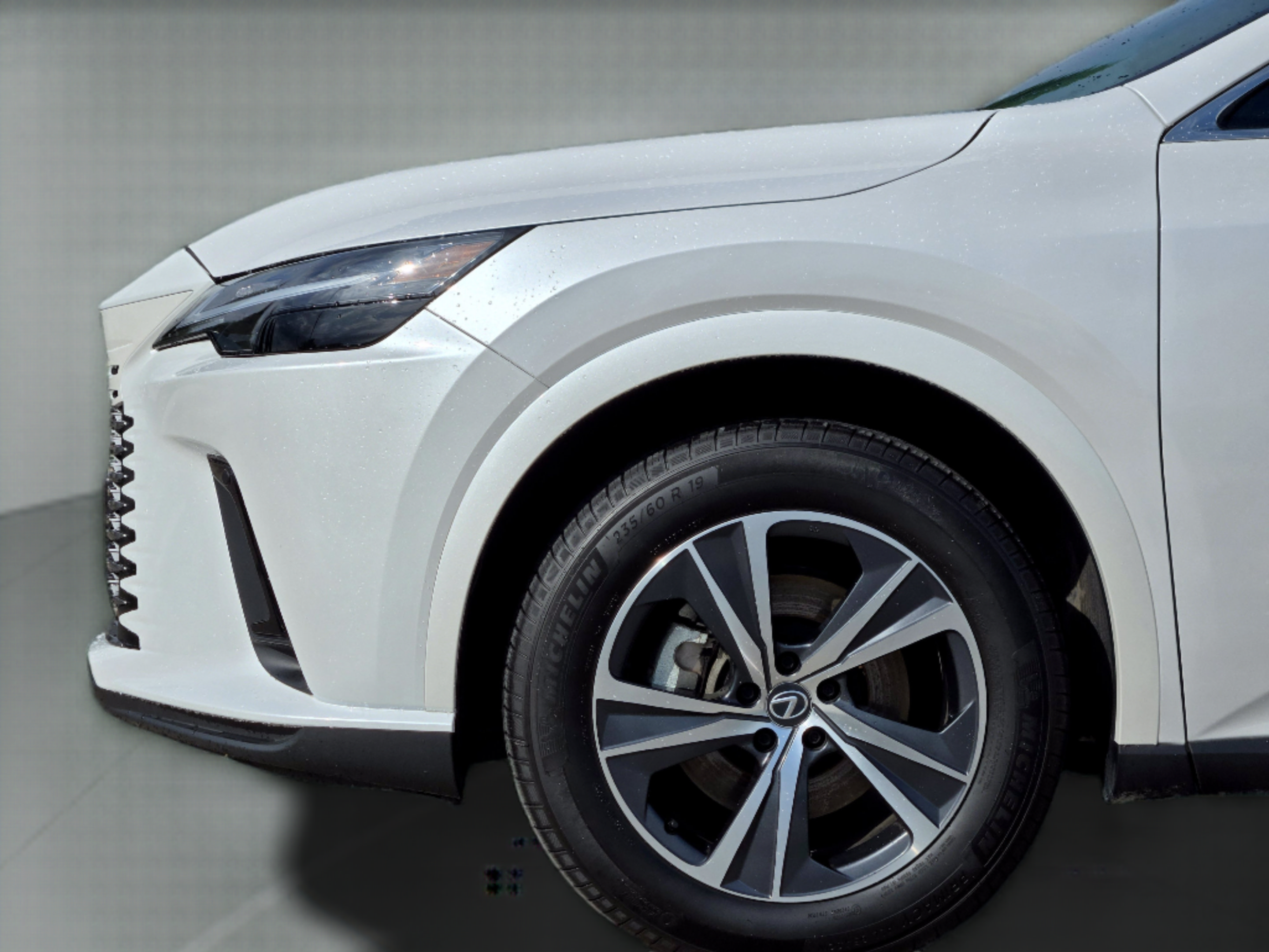 Used 2025 Lexus RX 350 FWD w/ Technology Package image 34
