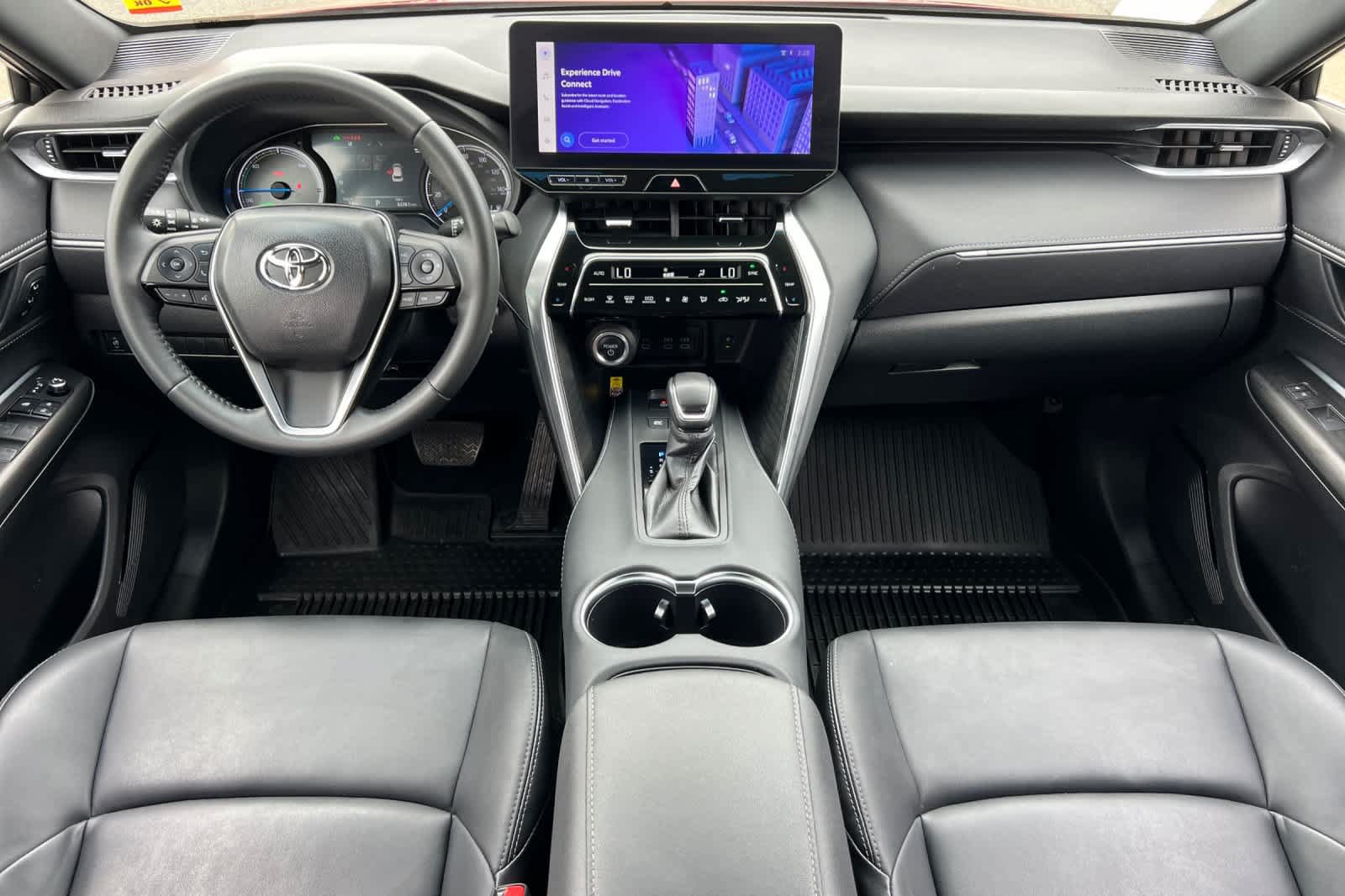 Certified 2023 Toyota Venza XLE AWD/4WD image 3