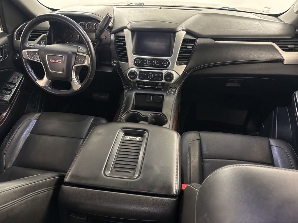 Used 2016 GMC Yukon SLT w/ HD Trailering Package image 16