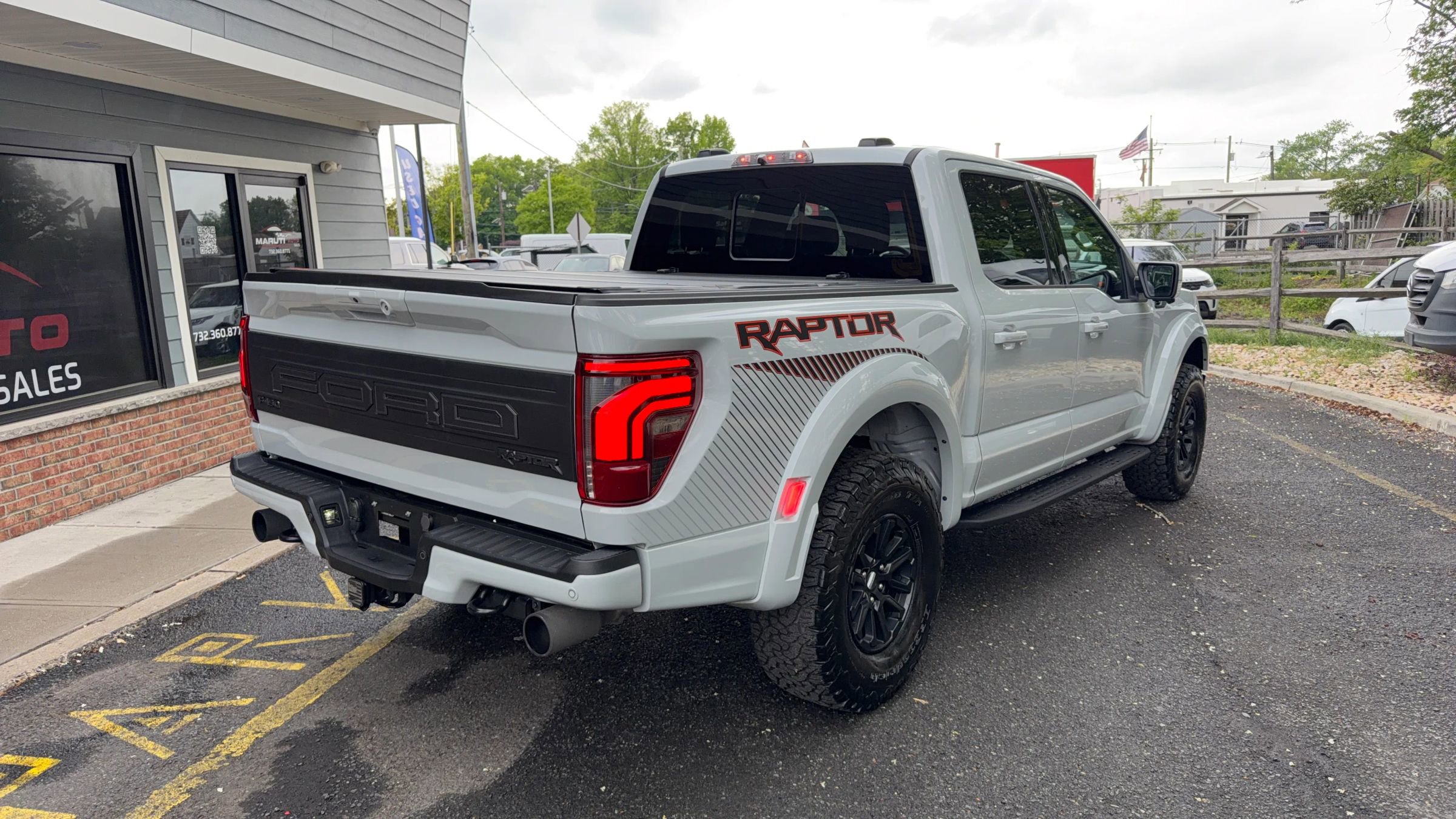 Used 2024 Ford F150 Raptor AWD/4WD image 6