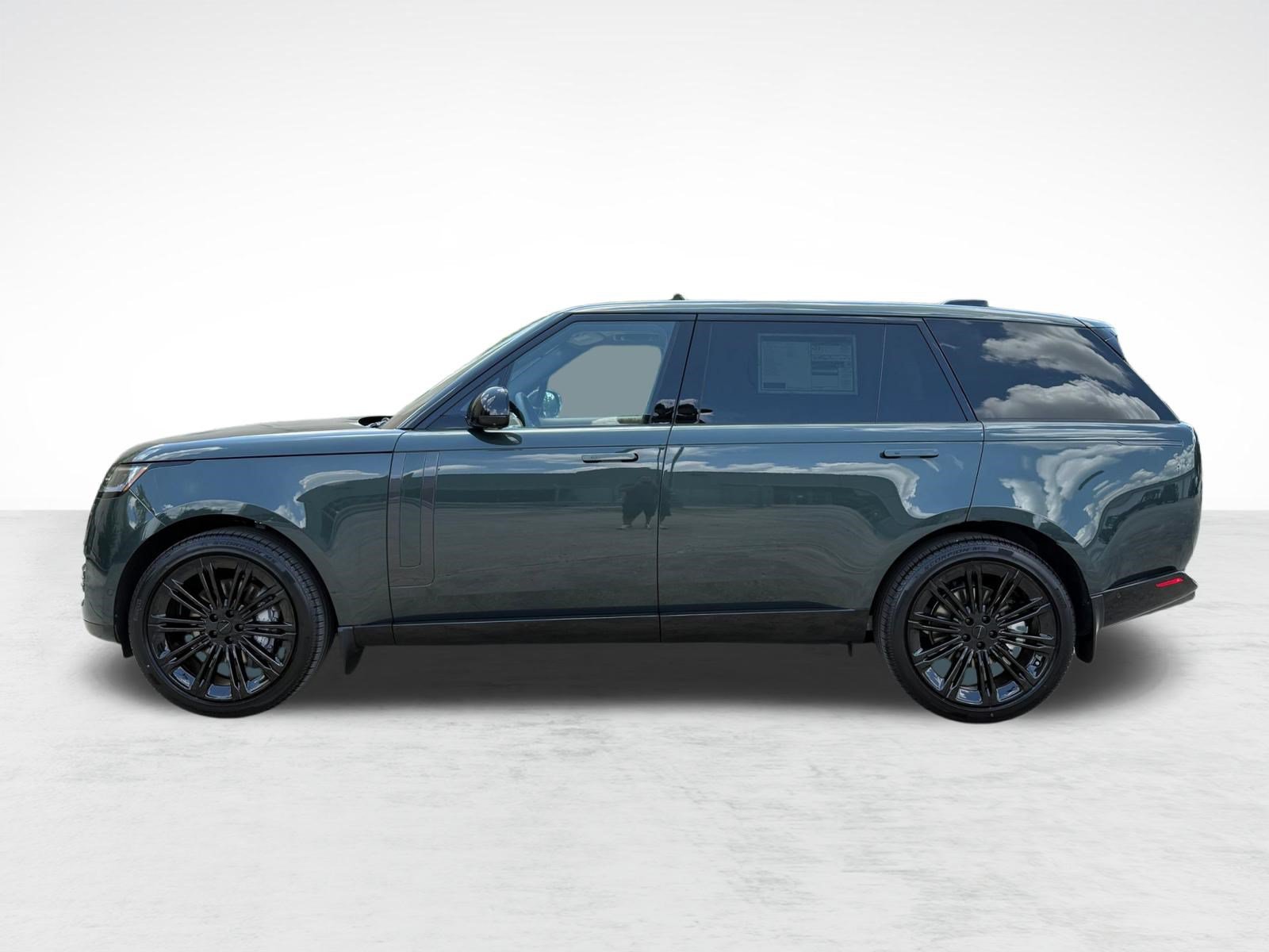 New 2026 Land Rover Range Rover Long Wheelbase SE AWD/4WD image 2