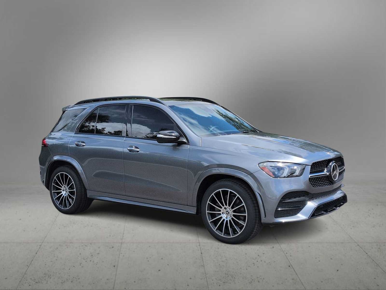 Used 2023 Mercedes-Benz GLE 450 4MATIC image 2