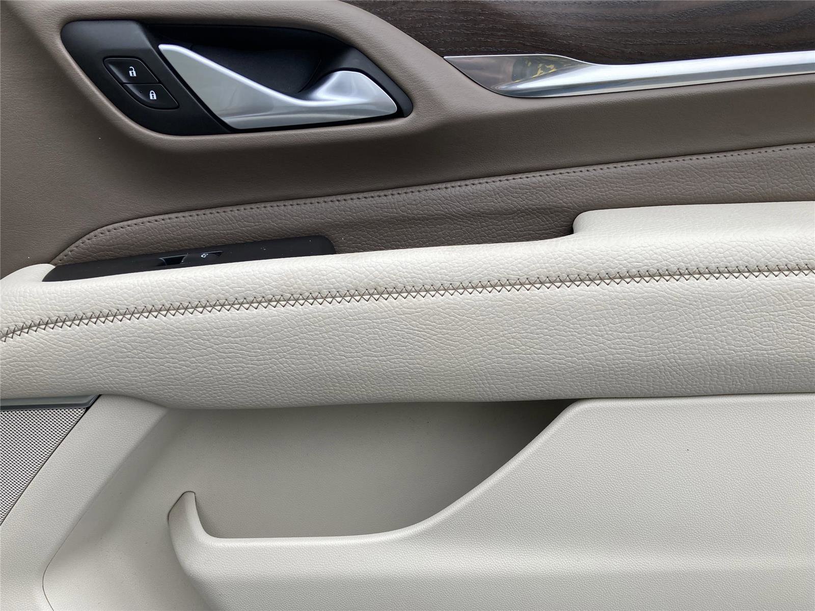 Used 2022 GMC Yukon Denali image 25