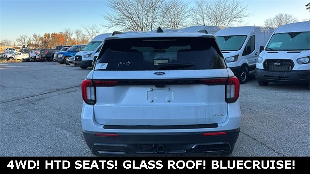 New 2026 Ford Explorer ST-Line image 30