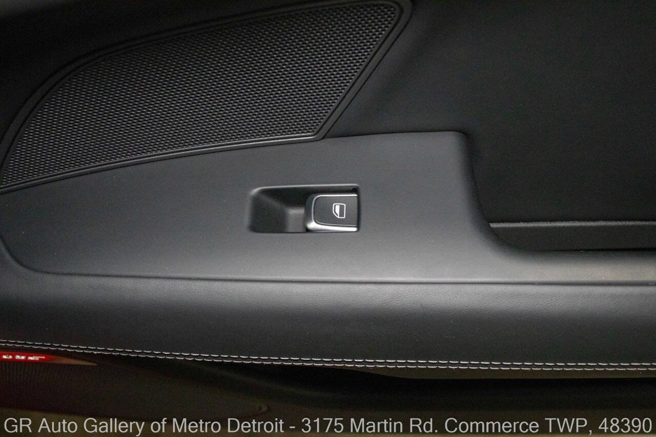 Used 2016 Audi RS 7 Prestige image 36
