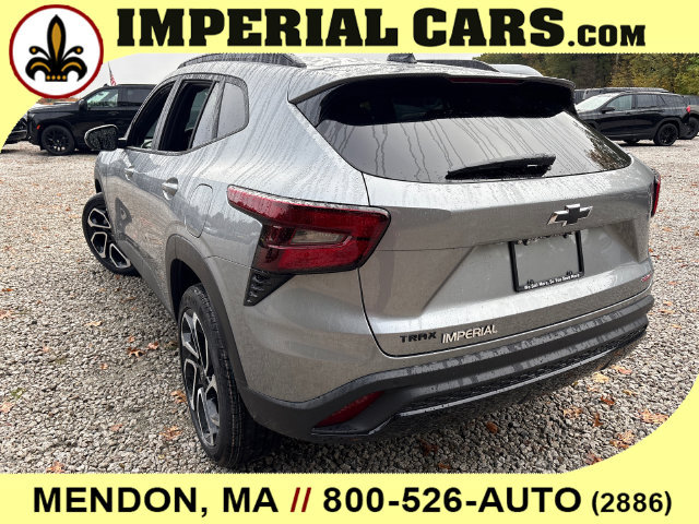 New 2026 Chevrolet Trax RS w/ Driver Confidence Package FWD image 9