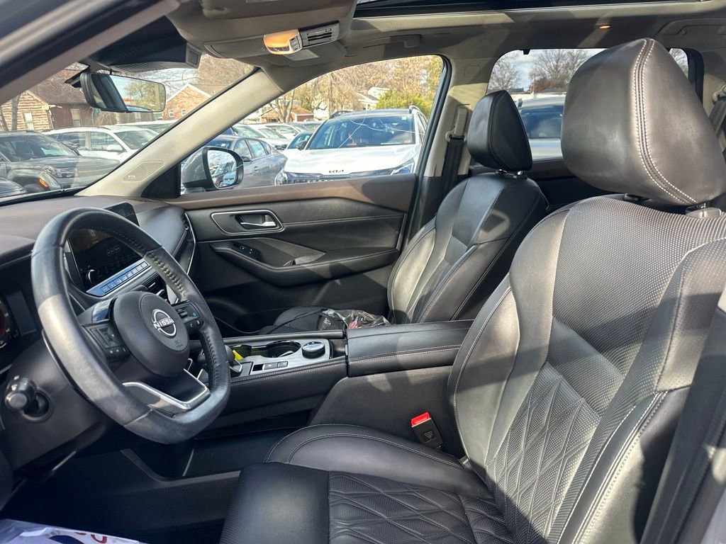 Used 2023 Nissan Rogue Platinum w/ Platinum Premium Package image 53