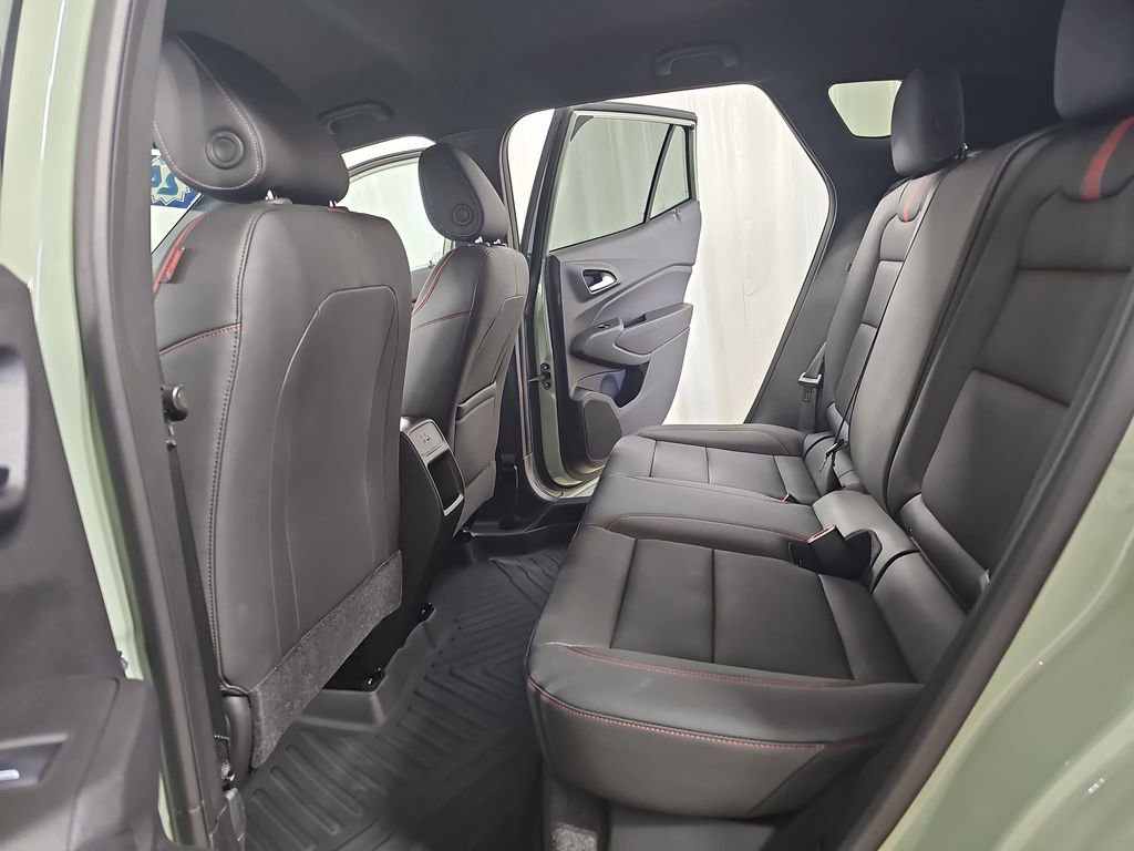 Certified 2024 Chevrolet Trax RS w/ Driver Confidence Package image 17