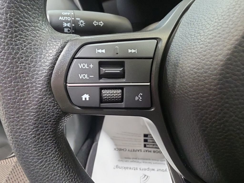 Used 2026 Honda HR-V LX image 37