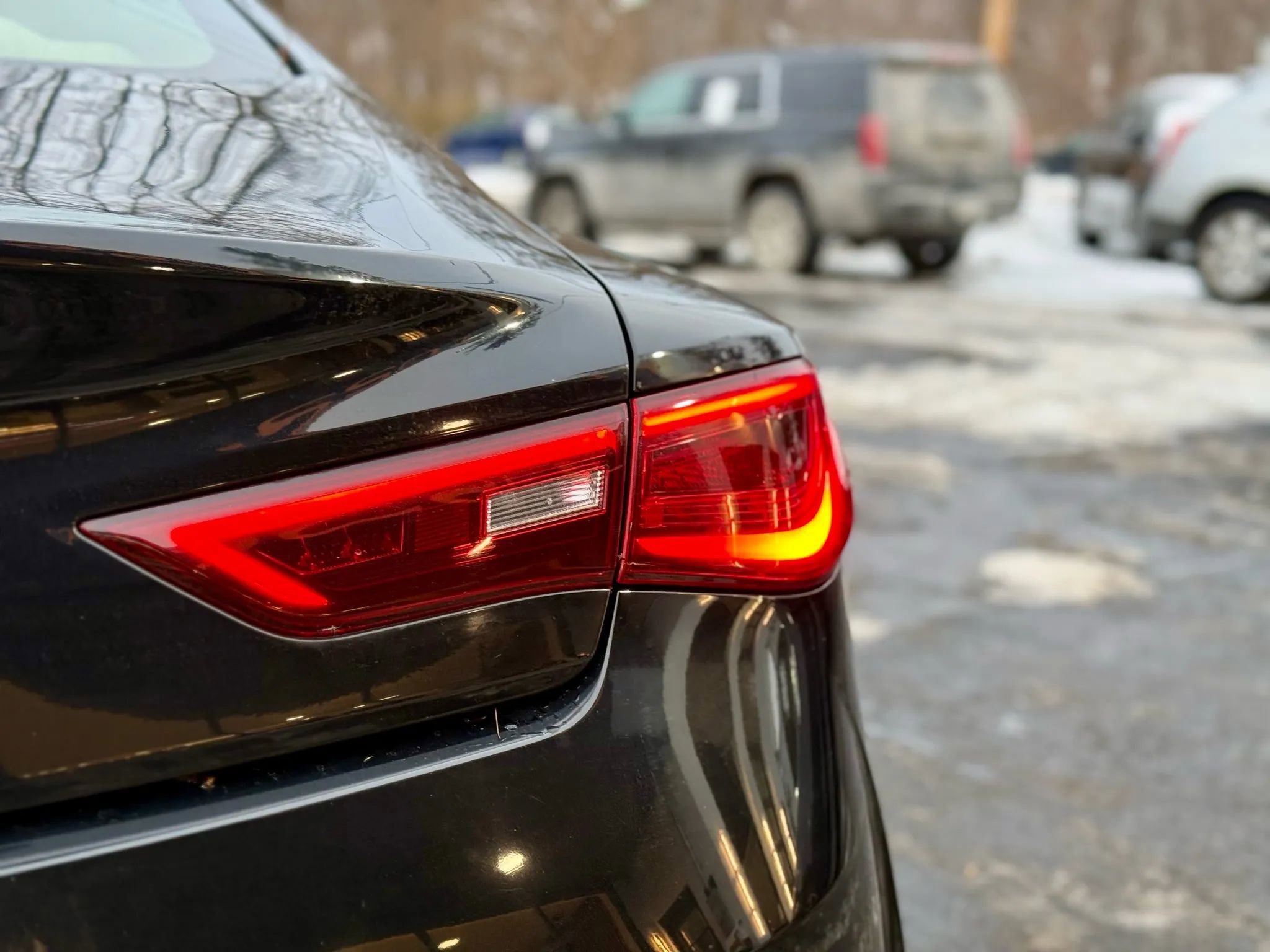 Used 2017 INFINITI Q60 3.0t w/ Cargo Package image 34