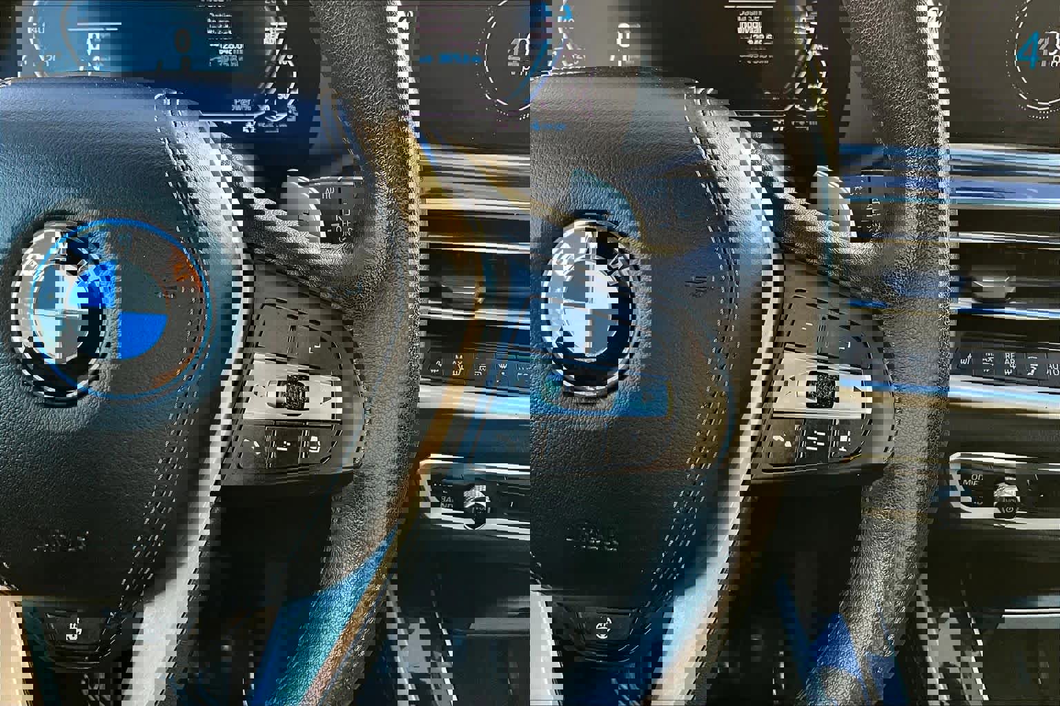 Used 2023 BMW X5 xDrive45e image 24