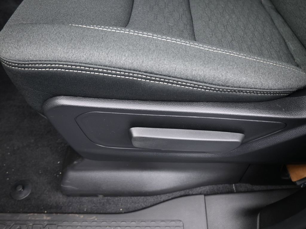 New 2026 RAM 1500 Classic Warlock image 15