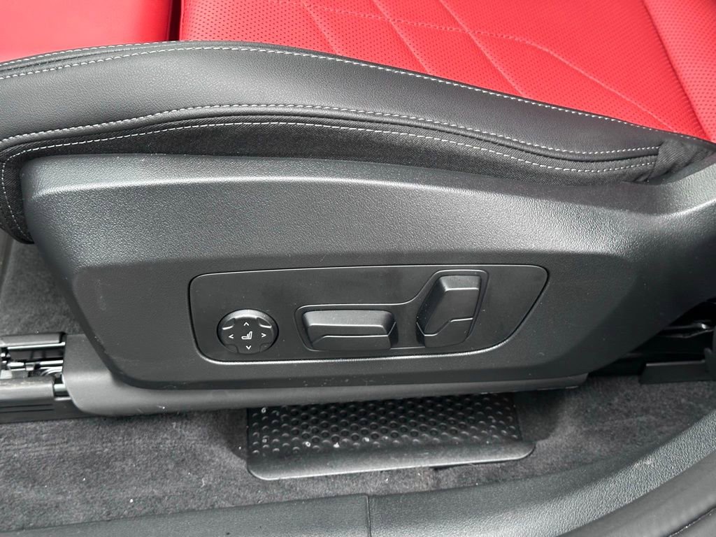 Certified 2025 BMW X1 xDrive28i w/ Technology Package image 14