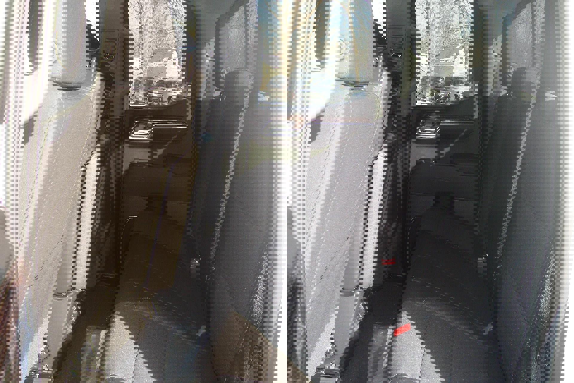 New 2026 GMC Sierra 1500 SLE w/ X31 Off-Road Package image 15