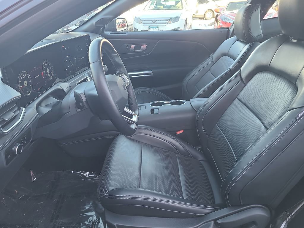 Used 2024 Ford Mustang Premium image 23