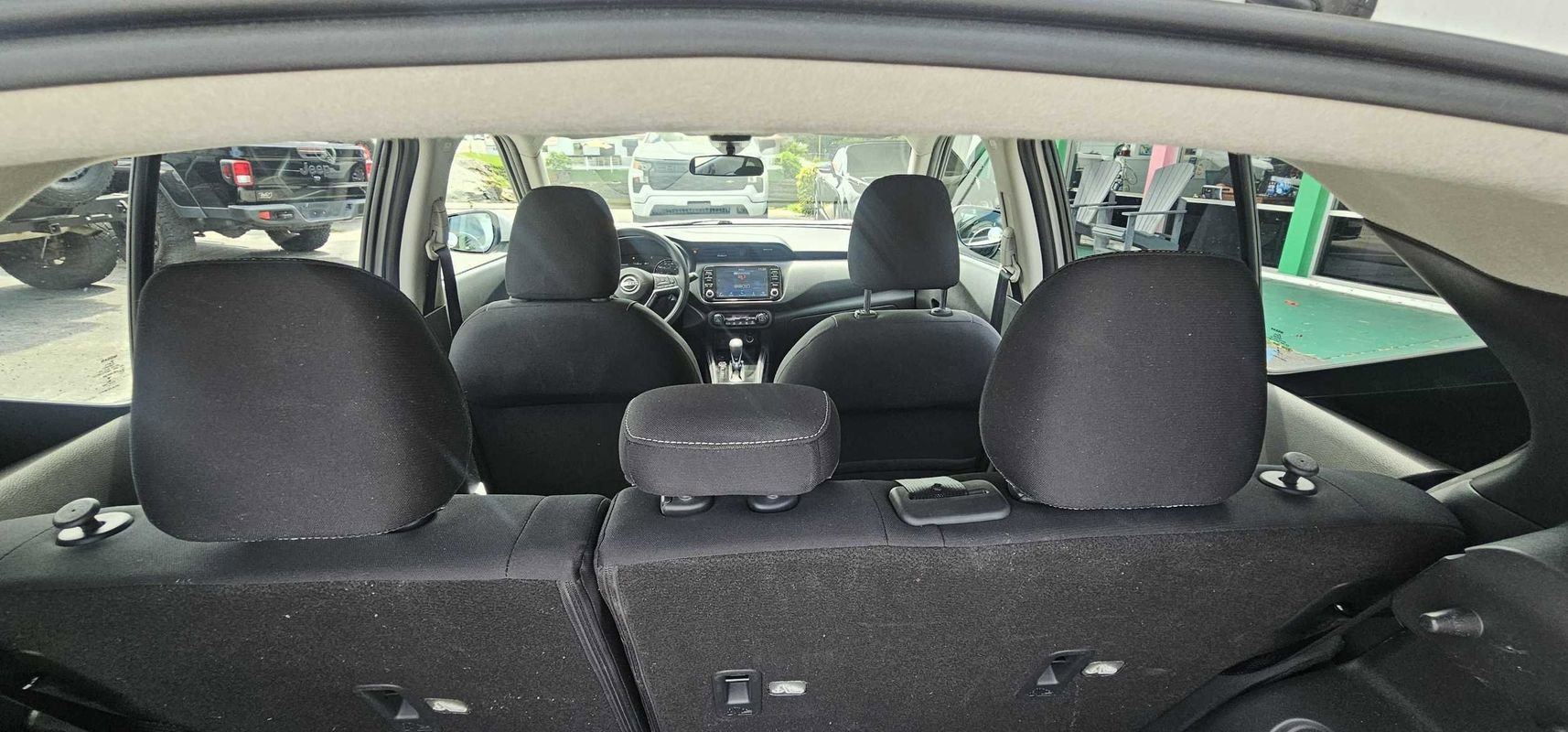 Used 2022 Nissan Kicks SV FWD image 17