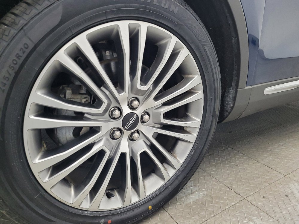 Used 2017 Lincoln MKX Reserve w/ Driver Assistance Package image 31