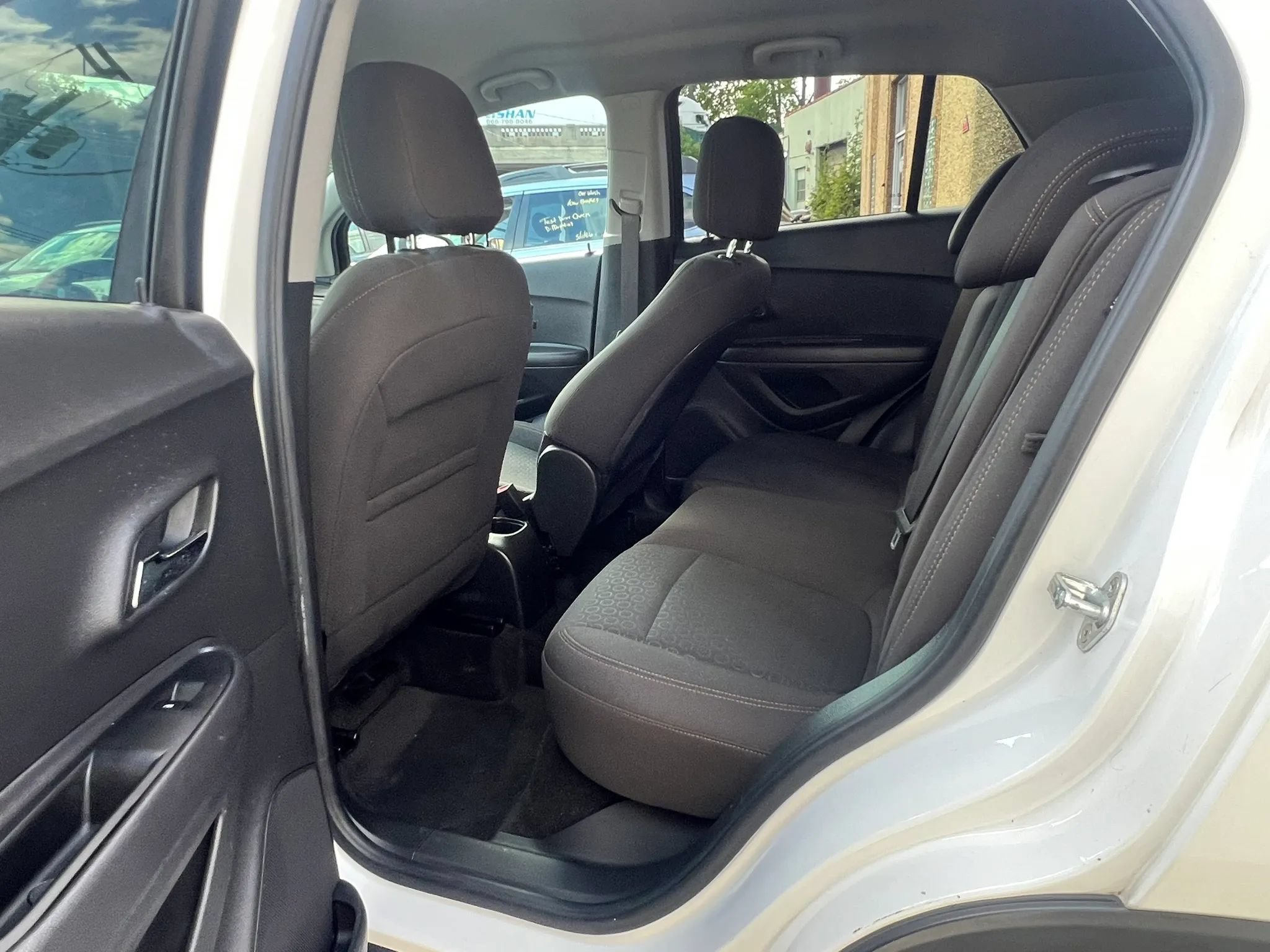 Used 2020 Chevrolet Trax LS w/ Tint and Cruise Package AWD/4WD image 28