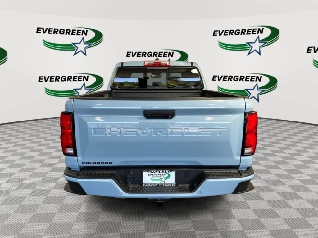 Used 2025 Chevrolet Colorado LT w/ LT Convenience Package AWD/4WD image 4