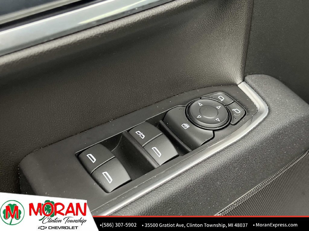 Certified 2025 Chevrolet Silverado 1500 LT AWD/4WD image 14