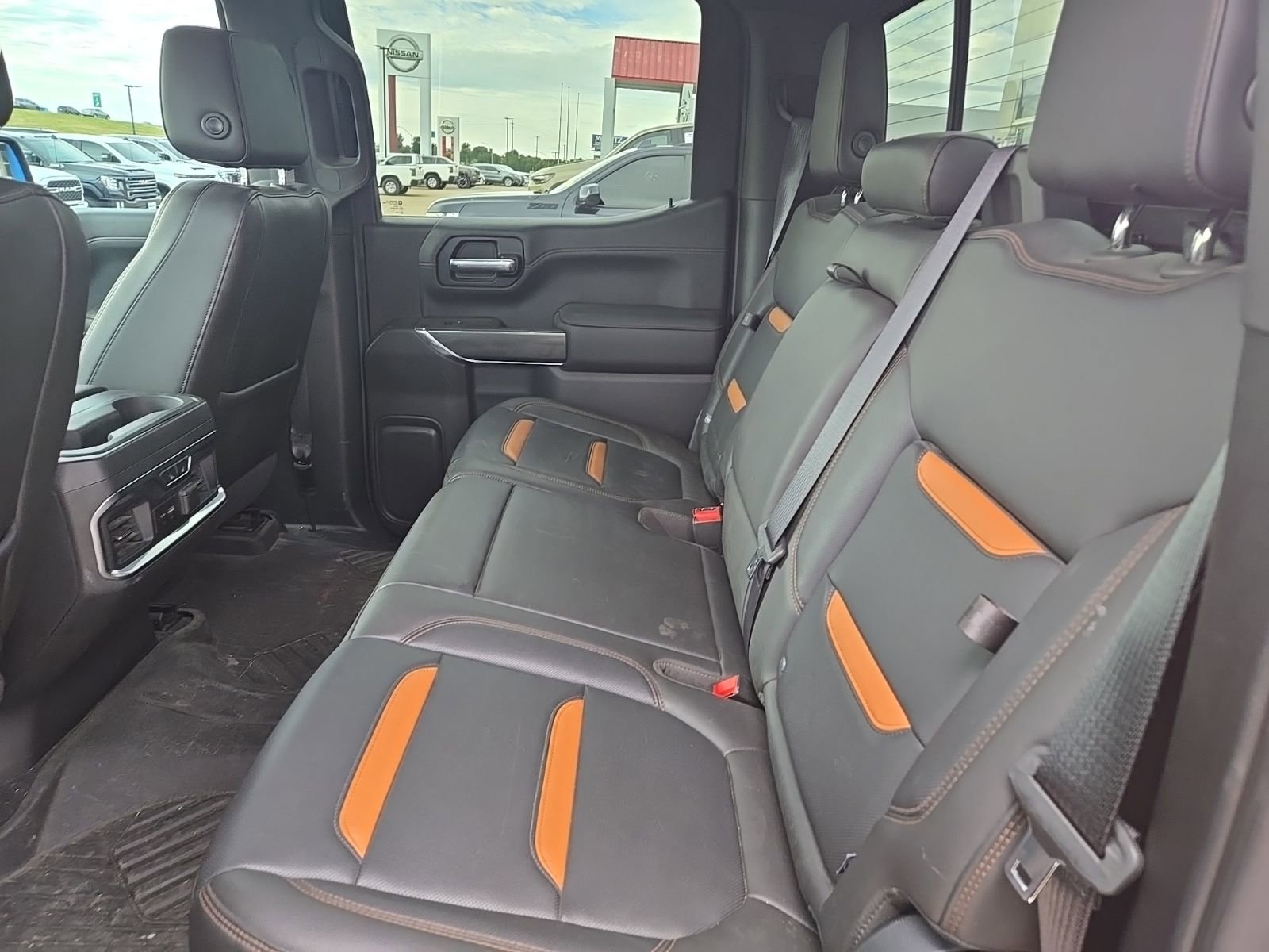 Used 2020 GMC Sierra 1500 AT4 w/ AT4 Premium Package image 14