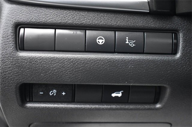 Used 2021 Nissan Rogue Platinum image 24