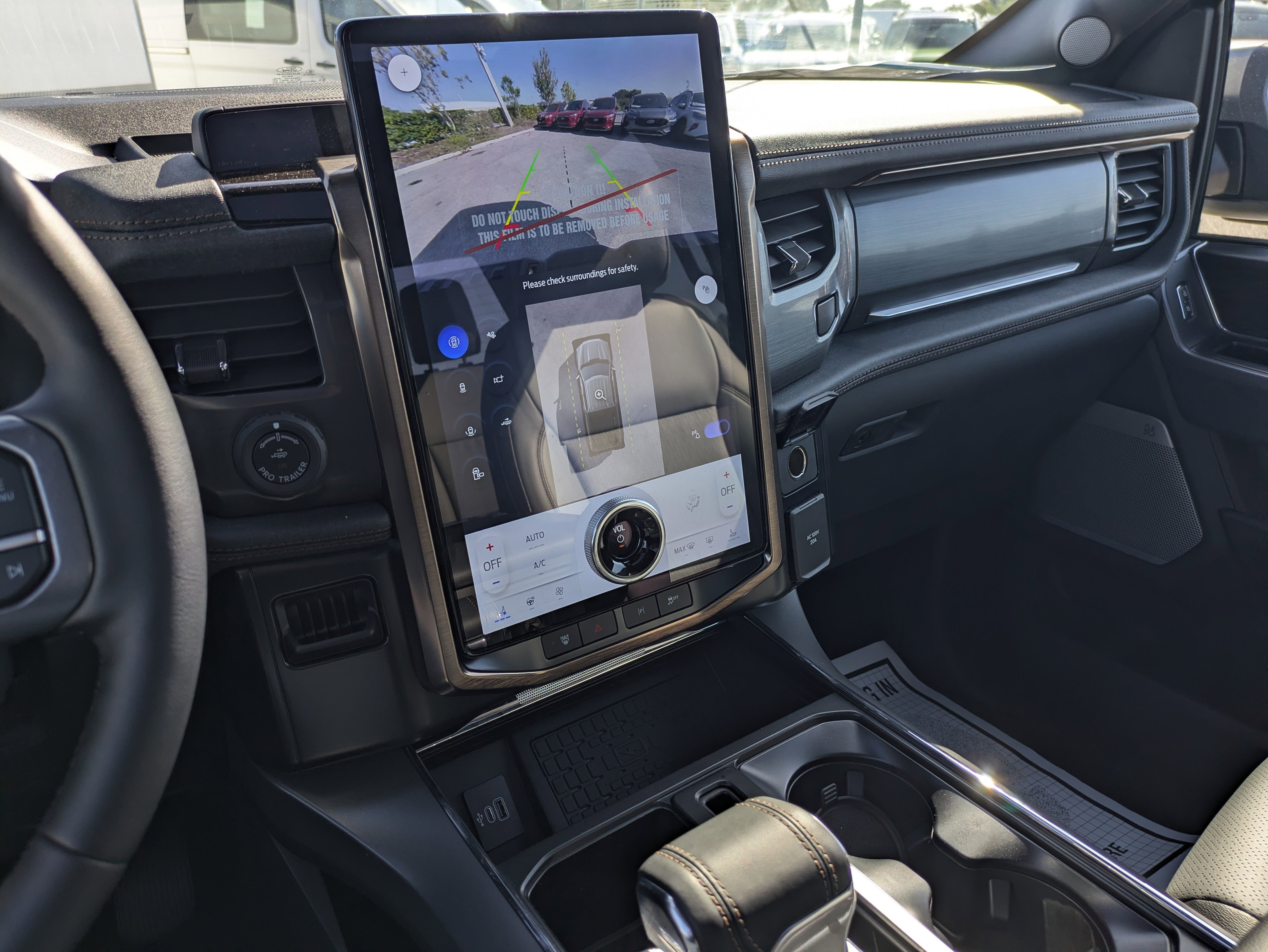 New 2025 Ford F150 Lightning Lariat image 33