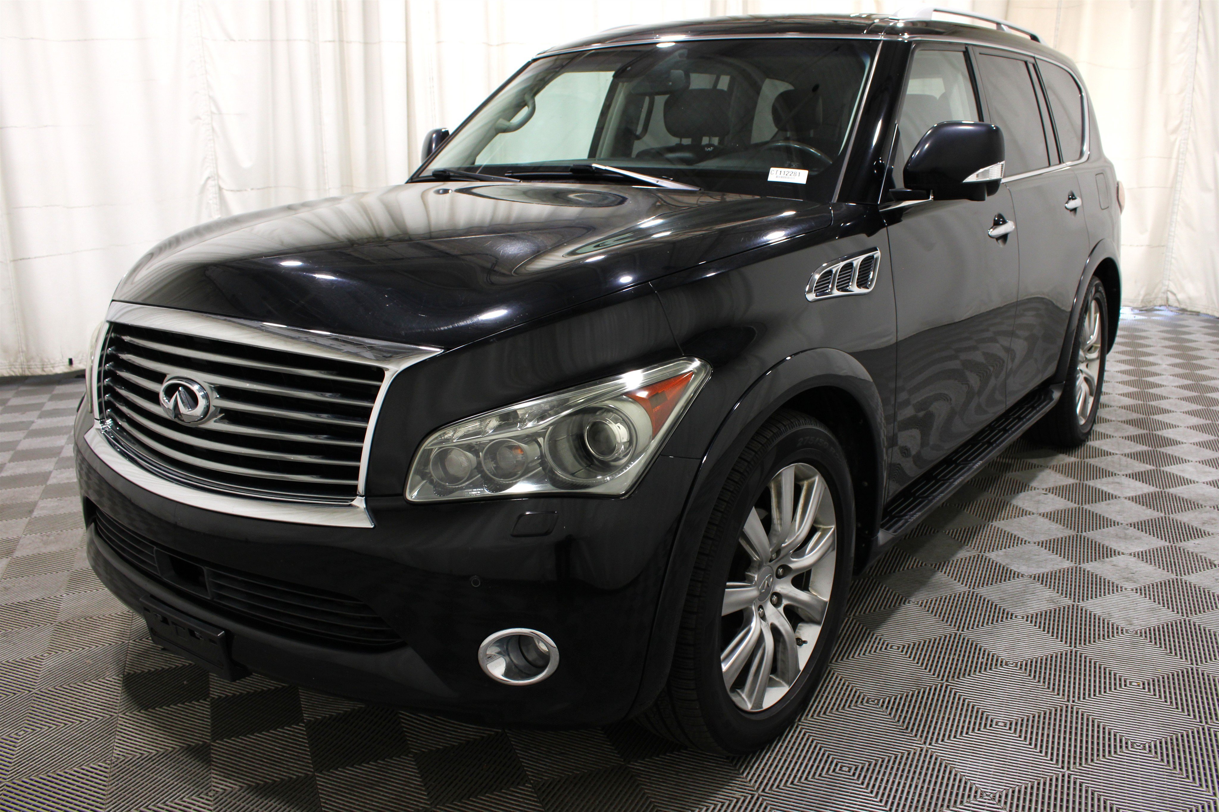Used 2011 INFINITI QX56 4WD w/ Deluxe Touring Pkg image 39