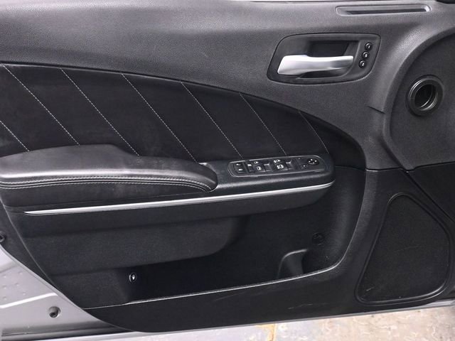 Used 2018 Dodge Charger R/T w/ Plus Group image 10