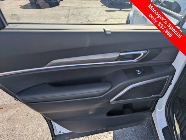 Used 2025 Kia Telluride EX X-Line AWD/4WD image 15