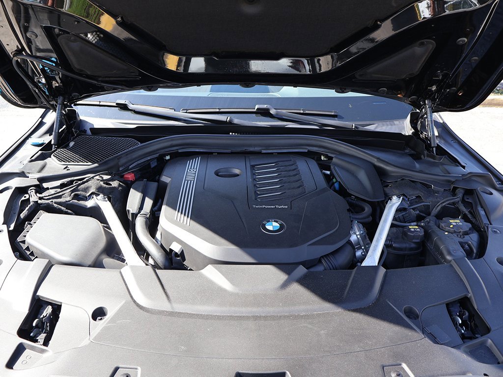 Used 2020 BMW 740i image 23