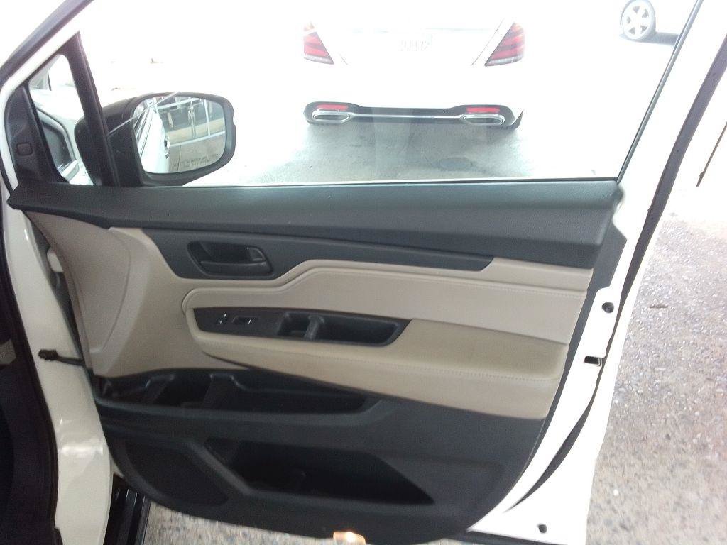 Used 2018 Honda Odyssey EX-L image 27