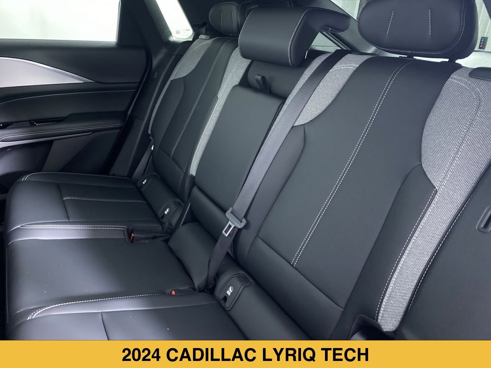 Certified 2024 Cadillac Lyriq Tech AWD/4WD image 14