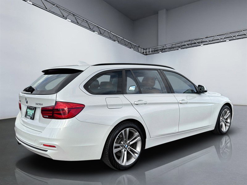 Used 2016 BMW 328i xDrive Wagon image 7