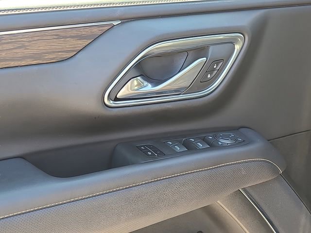 Used 2022 Chevrolet Suburban Premier image 22