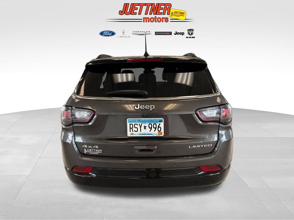 Used 2024 Jeep Compass Limited w/ Elite Group AWD/4WD image 4