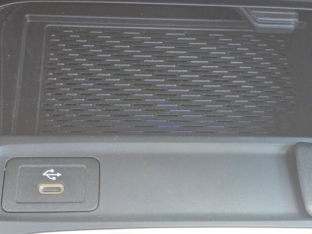 New 2026 Mercedes-Benz GLB 250 4MATIC image 32