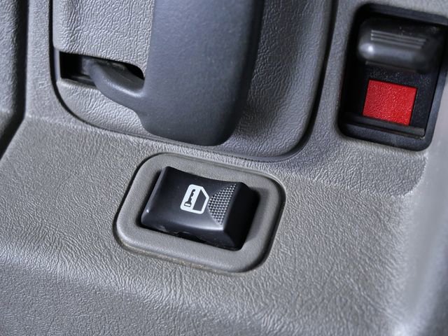 Used 2024 Chevrolet Express 2500 w/ Driver Convenience Package image 8