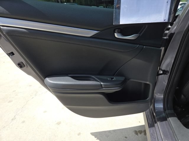 Used 2017 Honda Civic Touring image 17
