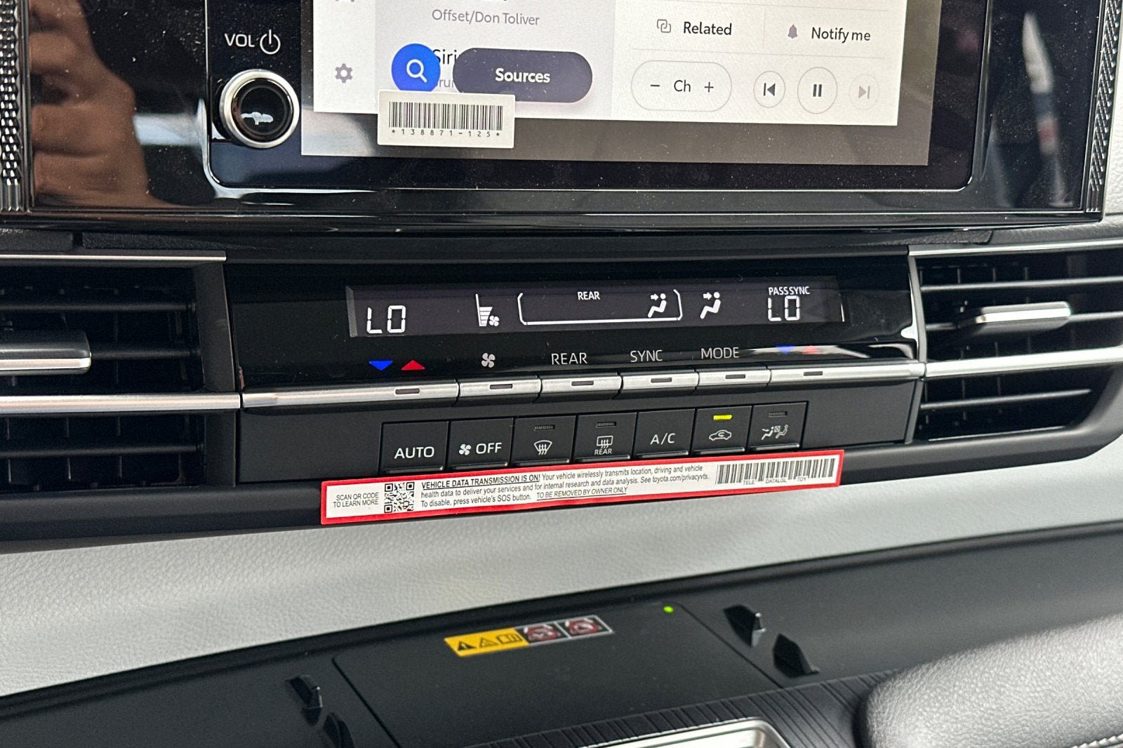 New 2026 Toyota Sienna LE FWD image 22