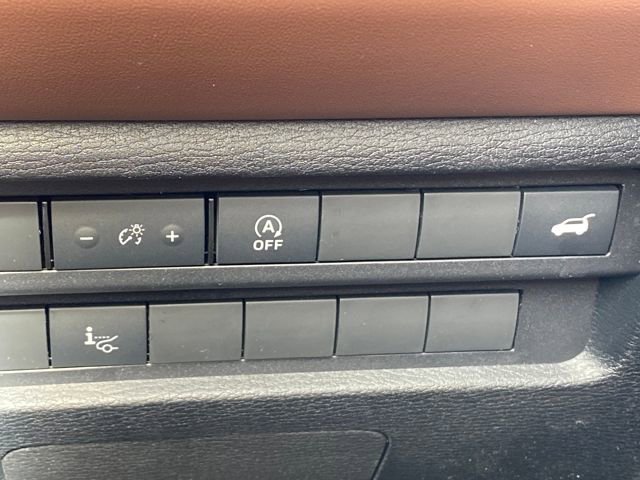 New 2026 Mitsubishi Outlander SEL image 14