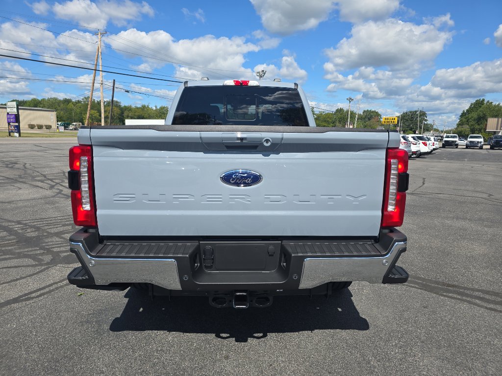 New 2026 Ford F250 Lariat image 4
