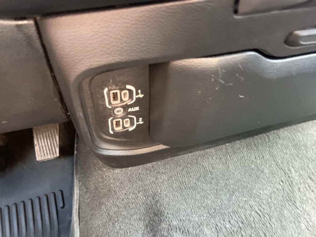 Used 2022 RAM 1500 Big Horn AWD/4WD image 38