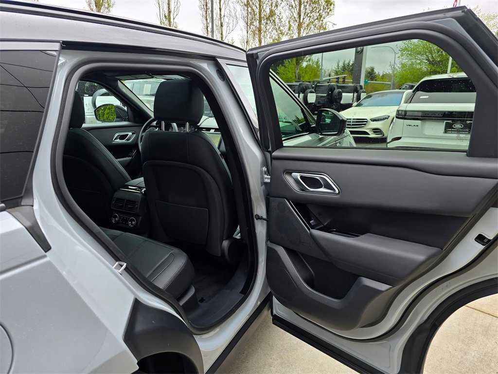 New 2026 Land Rover Range Rover Velar Dynamic SE image 29